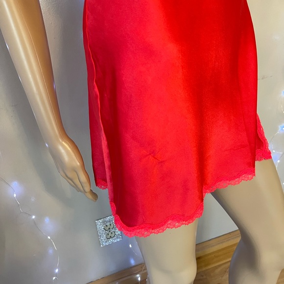 Red Victoria’s Secret Rhinestone Lace Trim Satin Slip/Chemise Babydoll - Picture 9 of 14